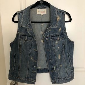Jean Vest With Ripped Details